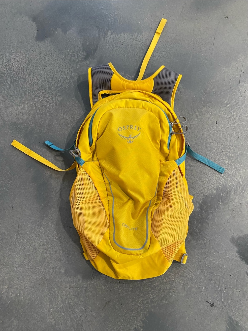 Osprey Daylite Unisex Backpack Yellow 18”x12”
(Ago 026)